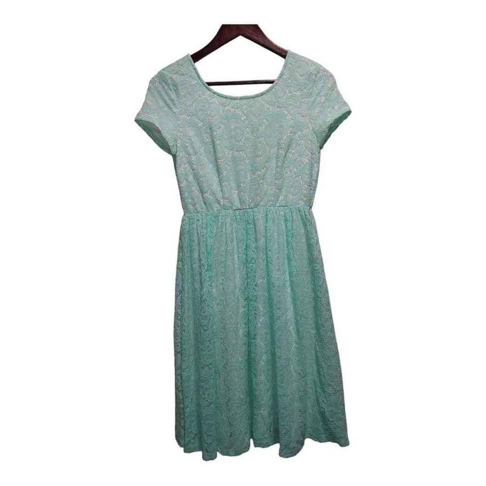 Beautiful turquois lace dress by‎ JEN.  Size Small